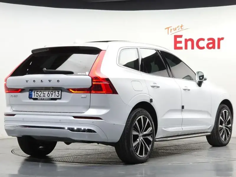 2022 Volvo XC60 с пробегом 22 304 км