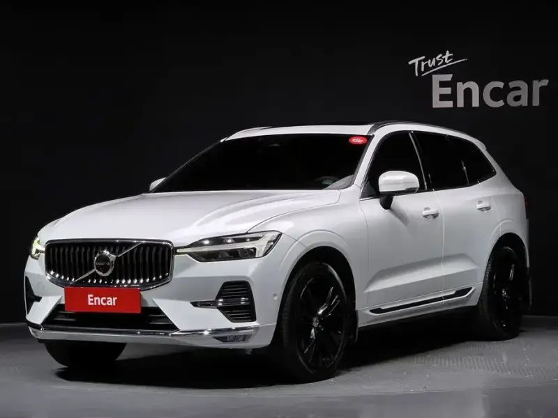 2022 Volvo XC60 с пробегом 46 071 км