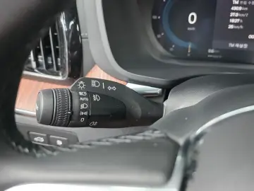 2022 Volvo XC60 с пробегом 22 304 км