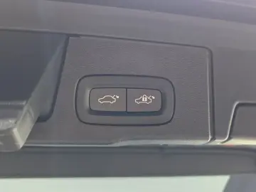 2022 Volvo XC60 с пробегом 22 304 км