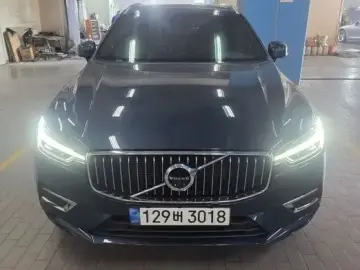 2021 Volvo XC60 с пробегом 62 165 км