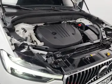 2024 Volvo XC60 с пробегом 14 497 км