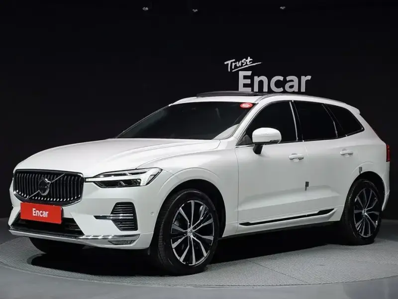2024 Volvo XC60 с пробегом 43 709 км