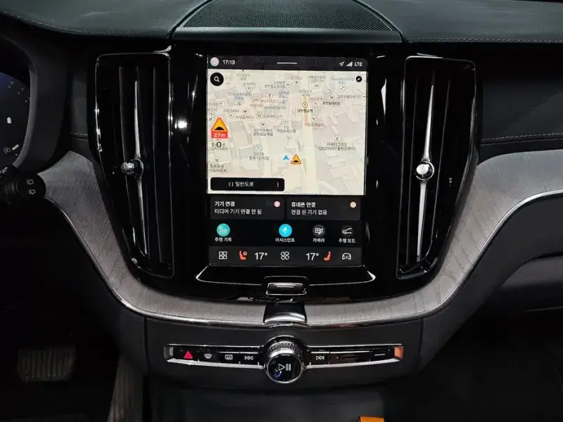 2024 Volvo XC60 с пробегом 43 709 км