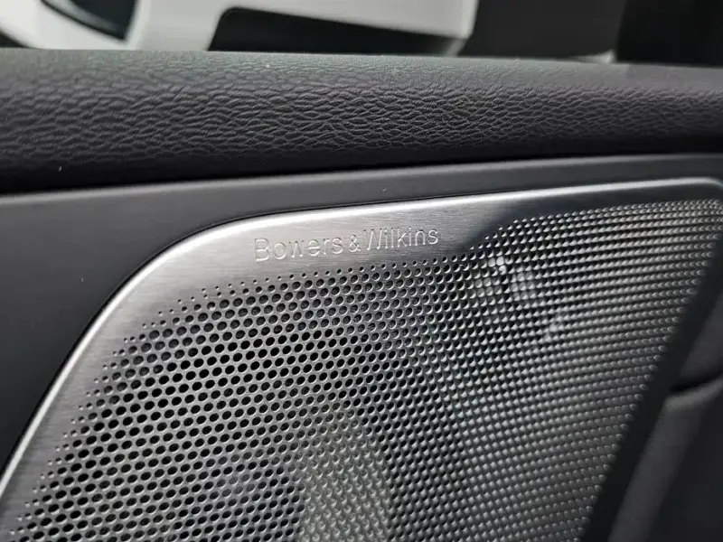 2024 Volvo XC60 с пробегом 43 709 км