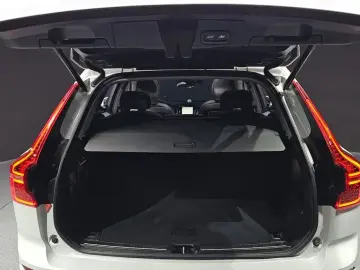 2024 Volvo XC60 с пробегом 43 709 км