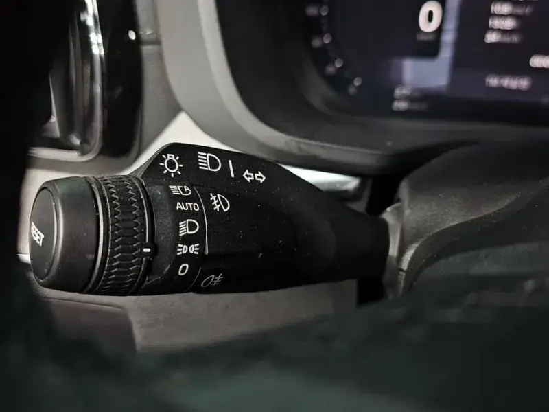 2024 Volvo XC60 с пробегом 43 709 км