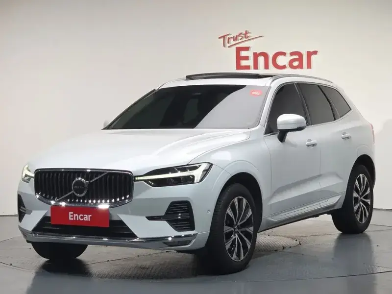 2022 Volvo XC60 с пробегом 71 772 км