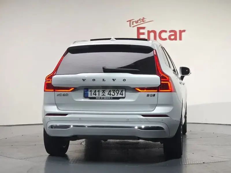 2022 Volvo XC60 с пробегом 71 772 км