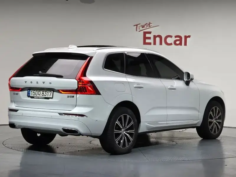 2021 Volvo XC60 с пробегом 22 548 км
