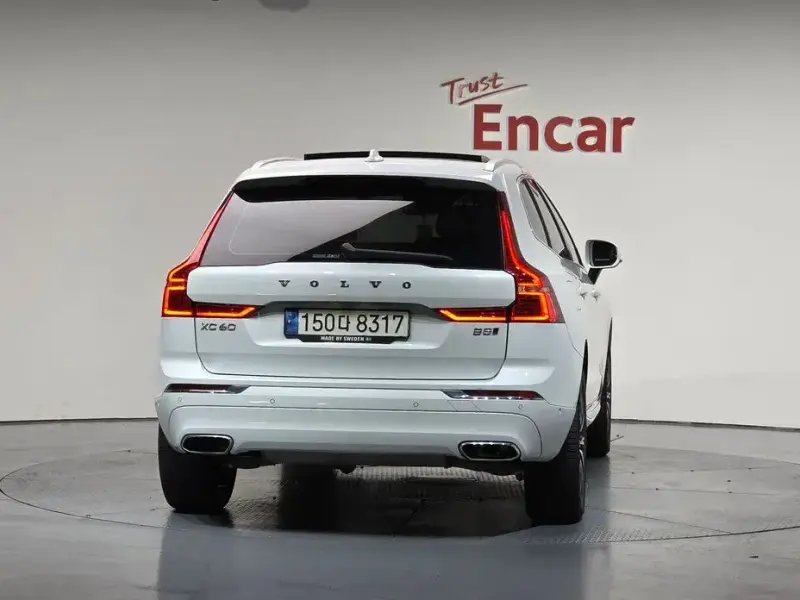 2021 Volvo XC60 с пробегом 22 548 км