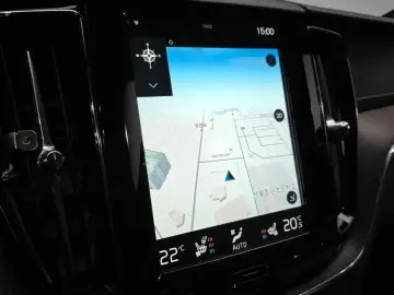 2021 Volvo XC60 с пробегом 22 548 км