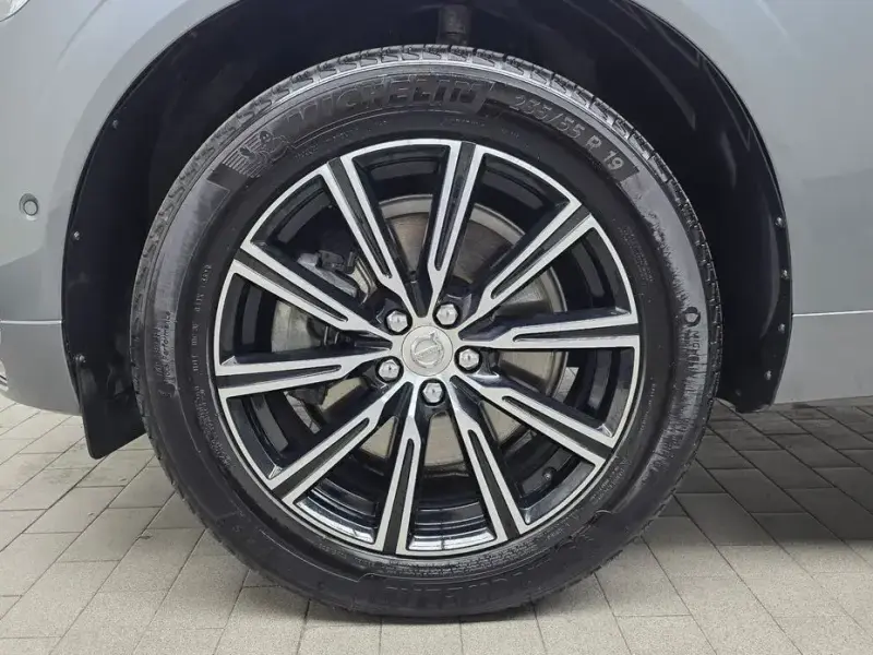 2018 Volvo XC60 с пробегом 106 891 км
