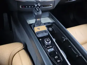 2018 Volvo XC60 с пробегом 106 891 км
