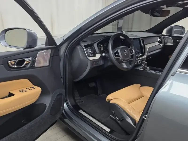 2018 Volvo XC60 с пробегом 106 891 км