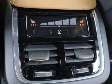 2018 Volvo XC60 с пробегом 106 891 км