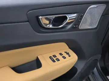 2018 Volvo XC60 с пробегом 106 891 км