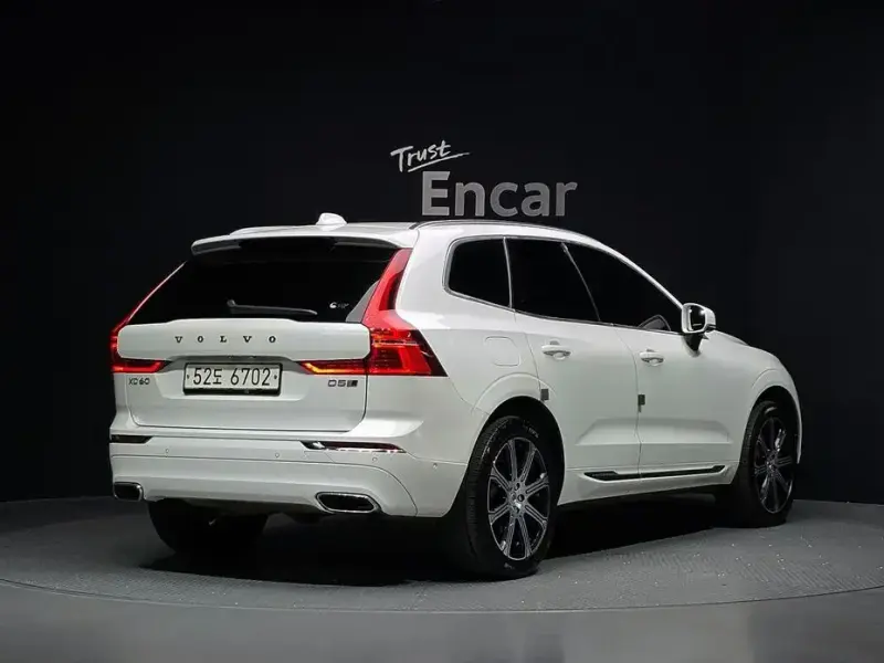 2019 Volvo XC60 с пробегом 72 380 км
