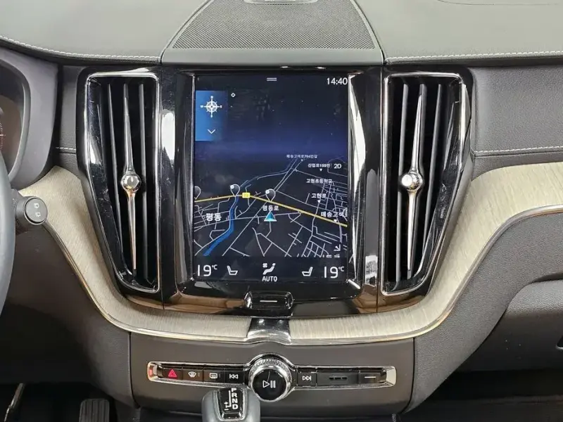 2019 Volvo XC60 с пробегом 72 380 км