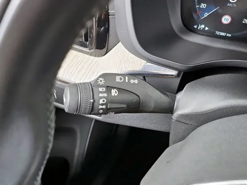 2019 Volvo XC60 с пробегом 72 380 км