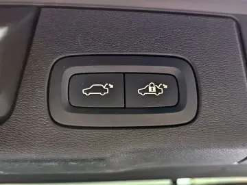 2019 Volvo XC60 с пробегом 72 380 км