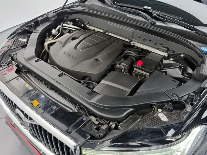 2018 Volvo XC60 с пробегом 106 318 км