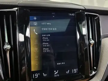 2019 Volvo XC60 с пробегом 72 380 км