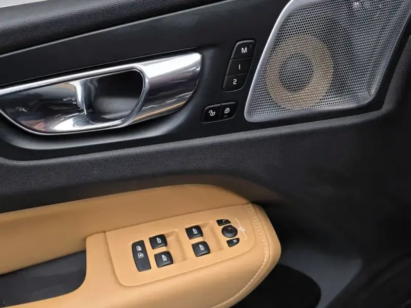 2018 Volvo XC60 с пробегом 106 318 км