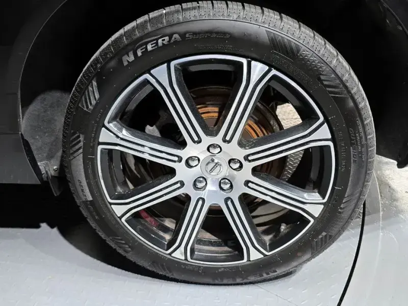 2018 Volvo XC60 с пробегом 106 318 км