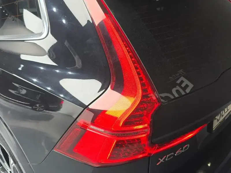 2018 Volvo XC60 с пробегом 106 318 км