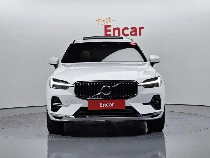 2024 Volvo XC60 с пробегом 13 390 км