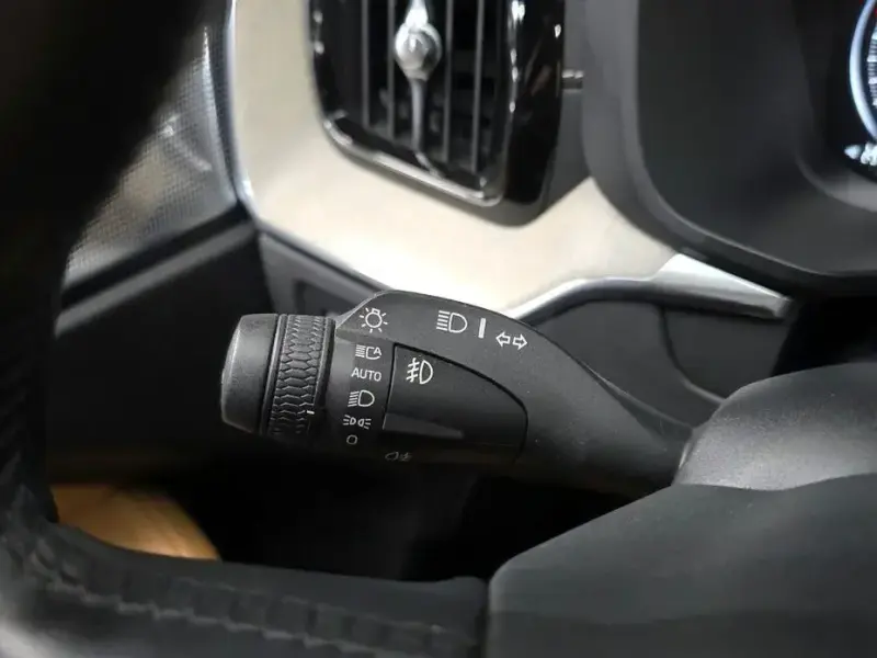 2018 Volvo XC60 с пробегом 106 318 км