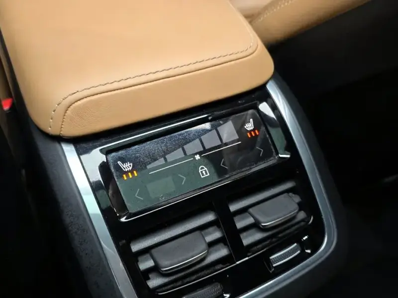 2018 Volvo XC60 с пробегом 106 318 км
