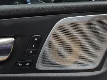 2018 Volvo XC60 с пробегом 106 318 км
