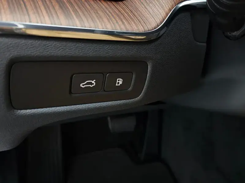 2024 Volvo XC60 с пробегом 13 390 км