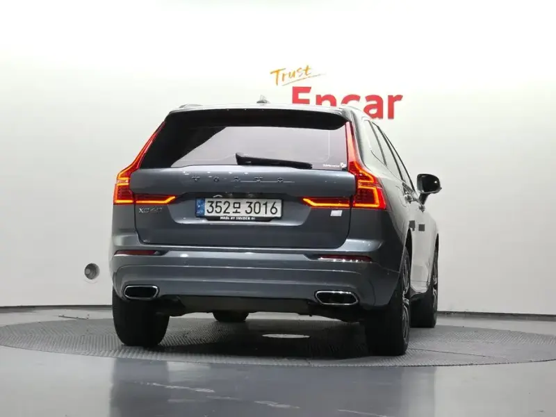 2021 Volvo XC60 с пробегом 151 471 км