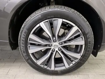 2022 Volvo XC60 с пробегом 74 312 км