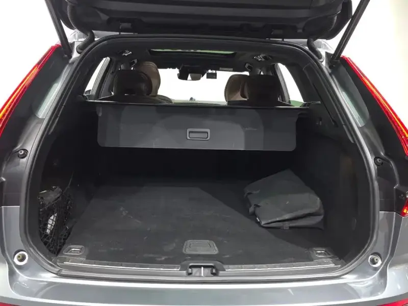 2021 Volvo XC60 с пробегом 151 471 км