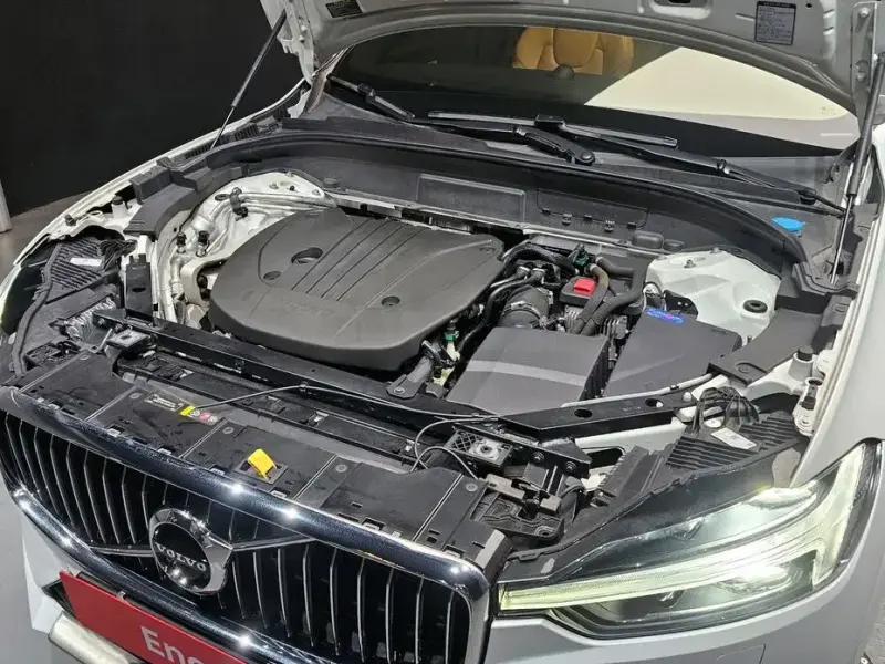 2021 Volvo XC60 с пробегом 61 230 км