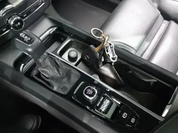 2019 Volvo XC60 с пробегом 103 815 км
