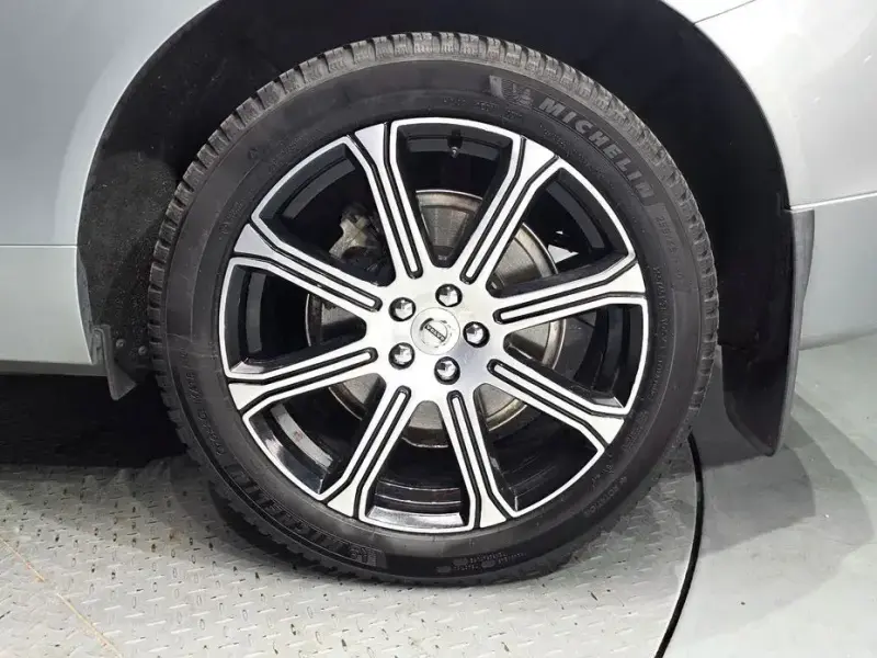 2019 Volvo XC60 с пробегом 103 815 км