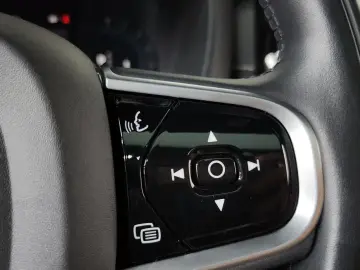 2022 Volvo XC60 с пробегом 50 595 км