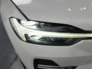 2022 Volvo XC60 с пробегом 50 595 км