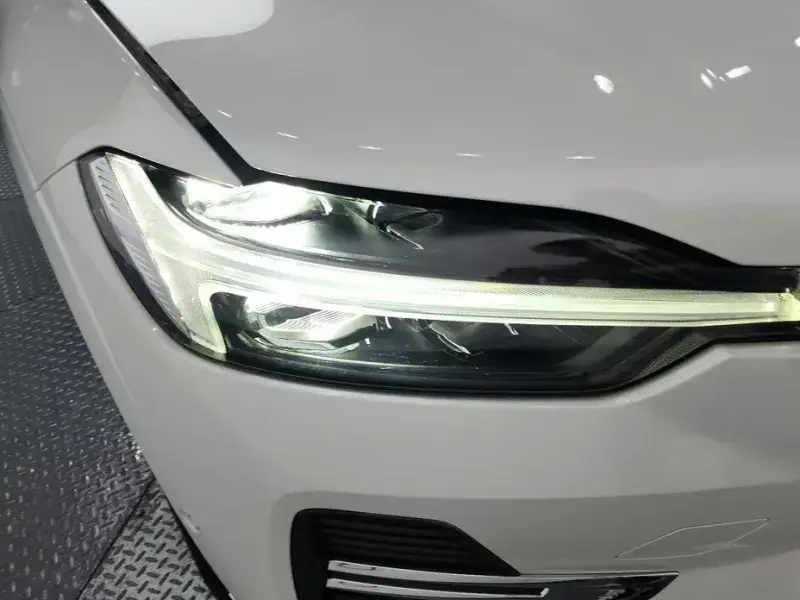 2022 Volvo XC60 с пробегом 50 595 км