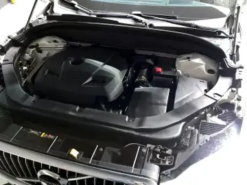 2020 Volvo XC60 с пробегом 112 703 км