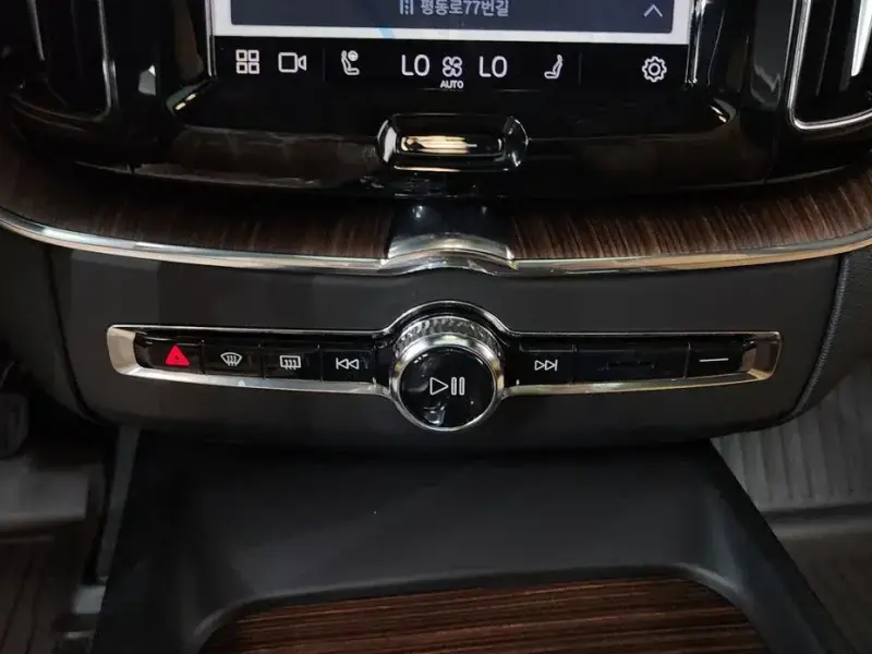 2022 Volvo XC60 с пробегом 50 595 км