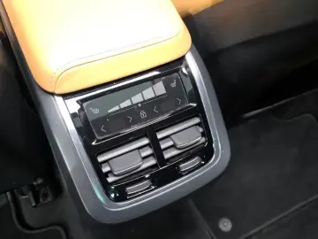 2020 Volvo XC60 с пробегом 112 703 км