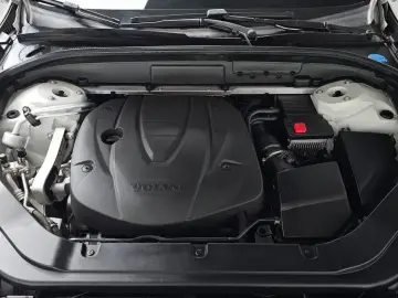 2019 Volvo XC60 с пробегом 60 185 км