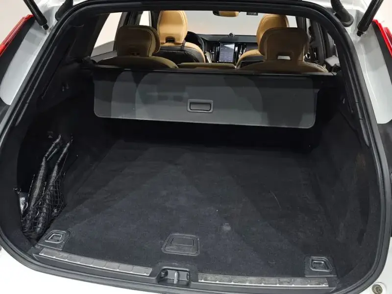 2019 Volvo XC60 с пробегом 60 185 км