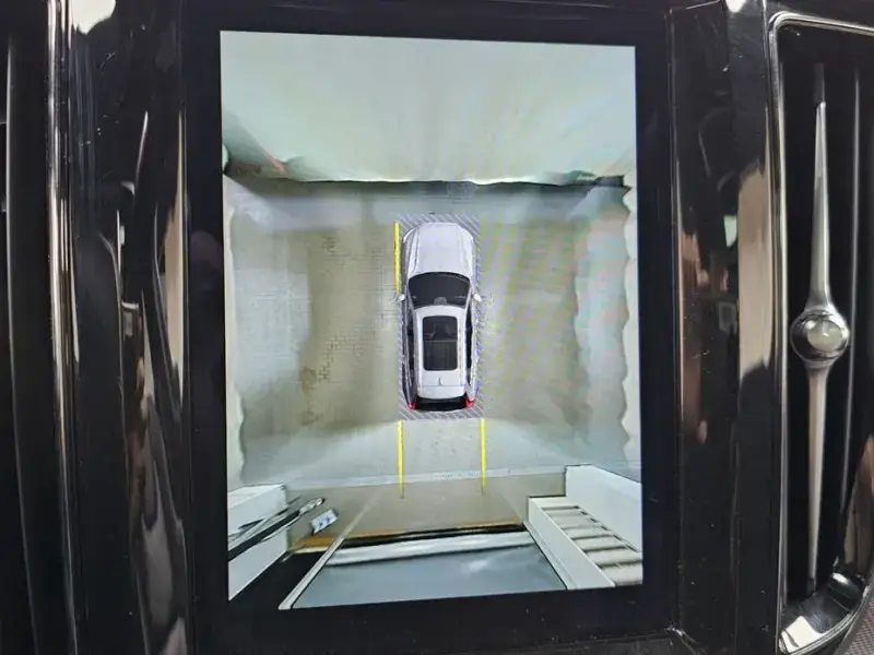 2022 Volvo XC60 с пробегом 70 728 км